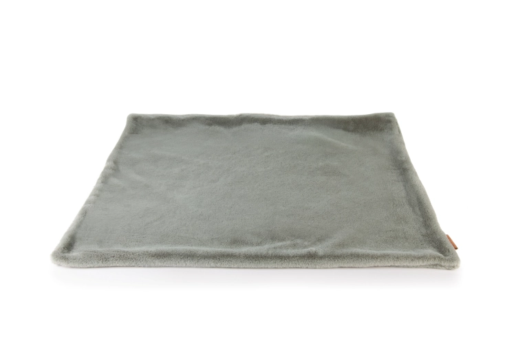 Kocyk ORAVI Aura 95 x 68 cm, szałwiowy - ułożony płasko na białym tle
